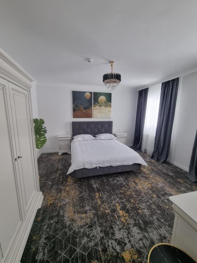 Tesa Boutique Hotel Targu Neamt Exterior foto